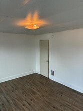 1320 4th Ave in Beaver Falls, PA - Building Photo - Building Photo