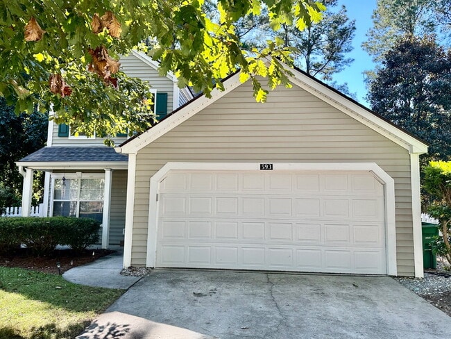 property at 593 Greenfield Ct