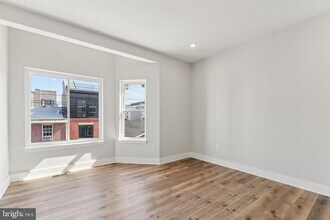 1436 Parrish St in Philadelphia, PA - Foto de edificio - Building Photo