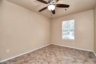20206 Niagara Falls Dr in Tomball, TX - Foto de edificio - Building Photo