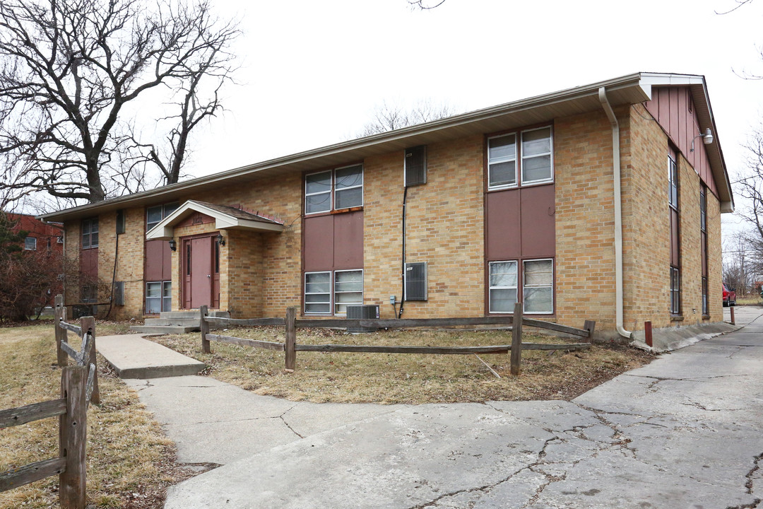 1802 Oakland Ave in Des Moines, IA - Foto de edificio