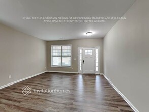 4394 Favored Way in Union City, GA - Building Photo - Building Photo