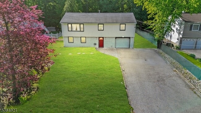 property at 8 Glencross Rd