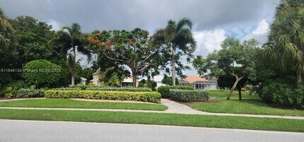 6328 Hatteras Club Dr in Greenacres, FL - Building Photo - Building Photo