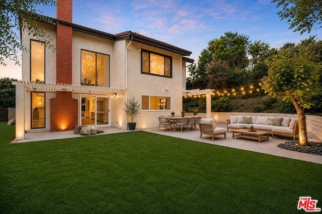 property at 17265 Avenida de la Herradura
