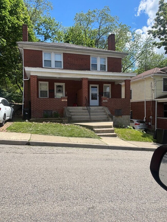 property at 29-31-31 Shady Dr W