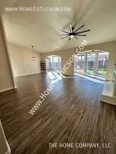 2561 W Camino Del Venegas in Tucson, AZ - Building Photo - Building Photo