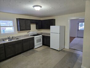 289 Monroe Ave in Muskegon, MI - Building Photo - Building Photo