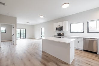 Briggs Crossing in Attleboro, MA - Foto de edificio - Interior Photo