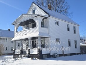 2800 E 124th St in Cleveland, OH - Building Photo - Building Photo