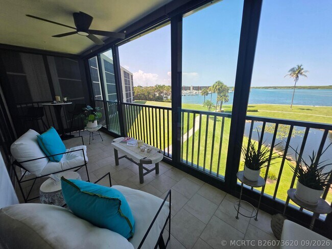 200 Intracoastal Pl