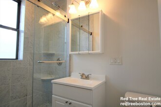 19 Queensberry St, Unit 1 in Boston, MA - Building Photo - Building Photo