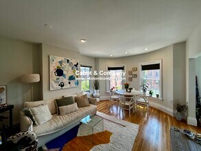 671 Tremont St, Unit 4A in Boston, MA - Foto de edificio - Building Photo