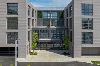 60 Wilton Rd in Westport, CT - Building Photo - Building Photo