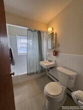 314 Massachusetts Ave, Unit 11 in Arlington, MA - Building Photo - Building Photo