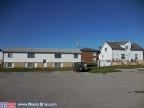 433 W Saunders Ave in Lincoln, NE - Foto de edificio - Building Photo