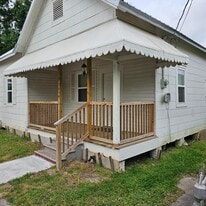 1034 Harrison St in Thibodaux, LA - Building Photo