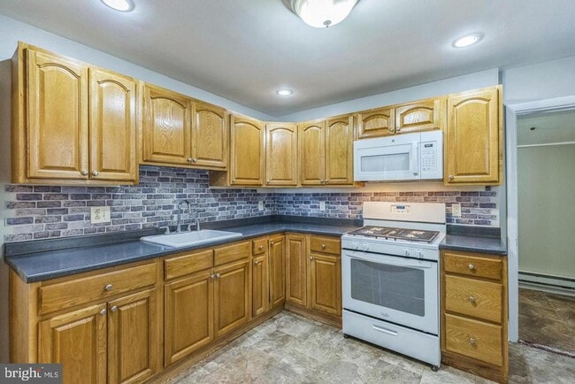 1528 S 29th St in Philadelphia, PA - Building Photo - Building Photo