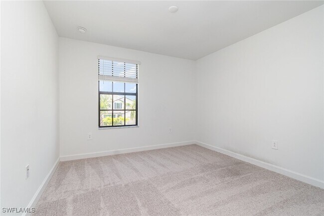 10849 Timber Creek Dr in Ft. Myers, FL - Building Photo - Building Photo