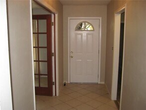 2007 Oakglen Dr in Austin, TX - Building Photo - Building Photo