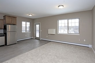 Granite Landing in Cold Spring, MN - Foto de edificio - Interior Photo