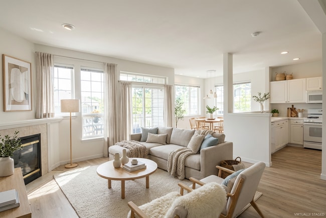 18558 NE 57th St in Redmond, WA - Building Photo - Building Photo