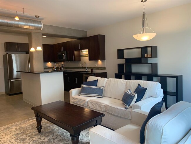 property at 800 Brazos St