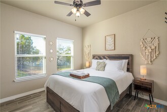 117 Lightning Bolt in Spring Branch, TX - Building Photo - Building Photo
