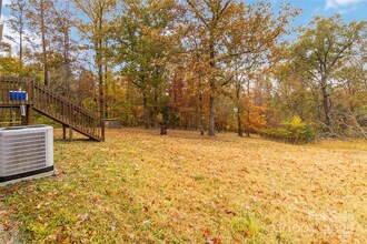 2420 Creekside Dr in Sharon, SC - Foto de edificio - Building Photo