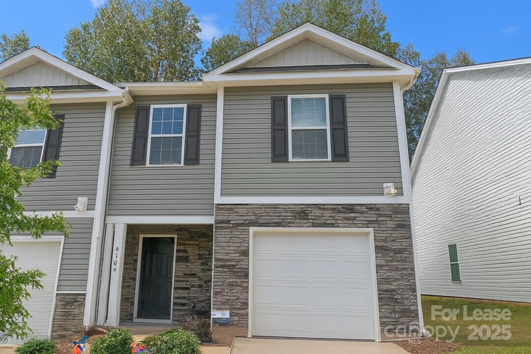 6104 Faron Wy in Charlotte, NC - Building Photo