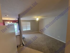 3748 Summer Sage Ct in Champaign, IL - Building Photo - Building Photo