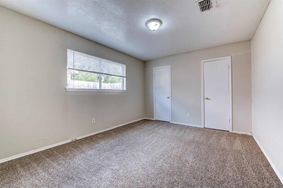 15931 Cardono Ln in Missouri City, TX - Building Photo