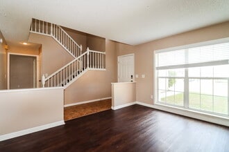 10150 Cedar Dune Dr in Tampa, FL - Foto de edificio - Building Photo