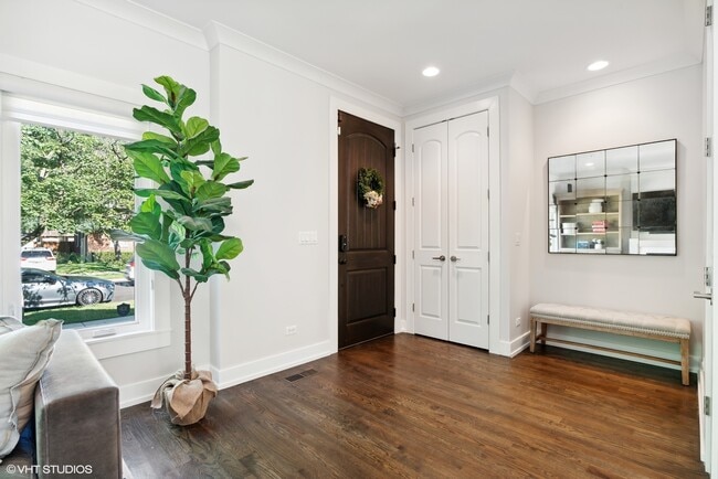 6324 N Keeler Ave in Chicago, IL - Building Photo - Building Photo