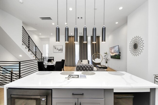 1104 Palmer St in Houston, TX - Foto de edificio - Building Photo