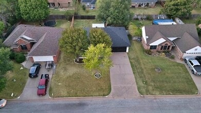 1514 Hayloft Ln in Granbury, TX - Building Photo - Building Photo