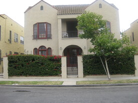 1350 Carmona Ave, Unit 3 Apartments