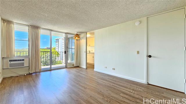 property at 1541 Dominis St