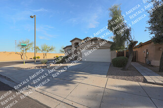 12307 W San Juan Ave in Litchfield Park, AZ - Building Photo - Building Photo