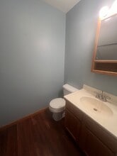 71 Gilliam Ct in Chatham, IL - Building Photo - Building Photo