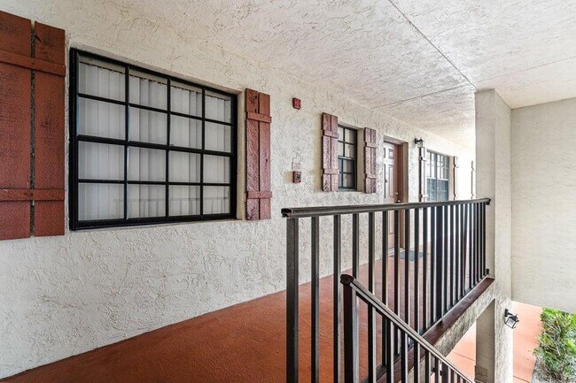 4151 Oak Terrace Dr in Greenacres, FL - Building Photo - Building Photo