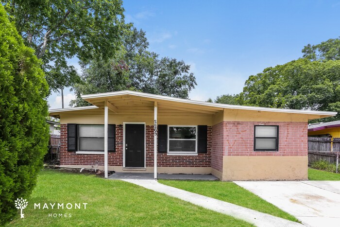 2265 W 13th St in Jacksonville, FL - Foto de edificio