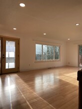 129 126th St E in Tacoma, WA - Building Photo - Building Photo