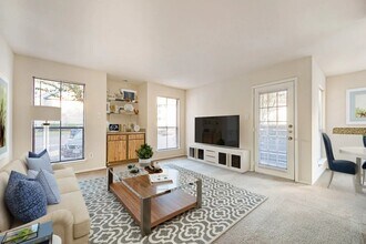 2215 Chanay Ln in Houston, TX - Building Photo - Building Photo