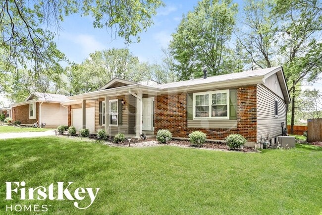 522 Ballwood Dr in Ballwin, MO - Building Photo - Building Photo