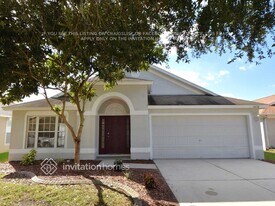 10218 Hunters Haven Blvd in Riverview, FL - Building Photo