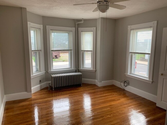 94 Cowper St, Unit #1 in Boston, MA - Building Photo - Building Photo
