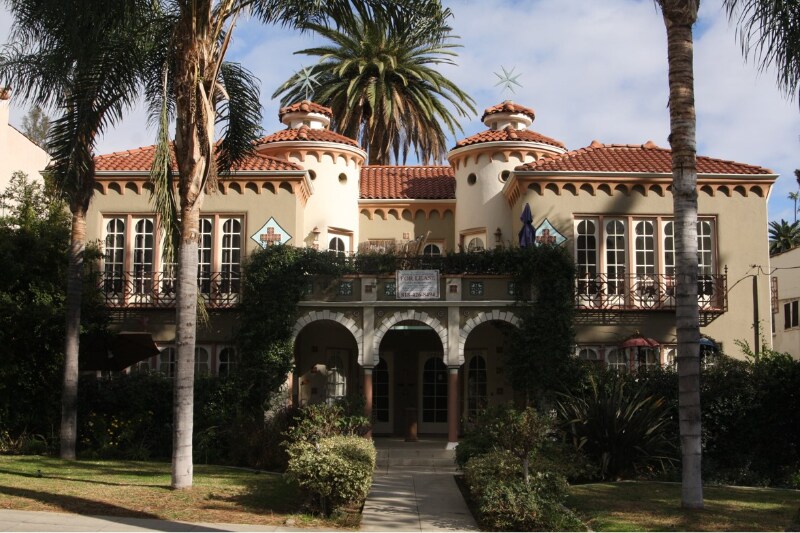 2264 1/4 Beachwood Dr in Los Angeles, CA - Foto de edificio