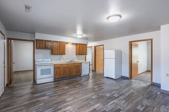 Residences on College Hill in Cedar Falls, IA - Building Photo - Interior Photo