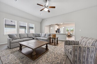 11676 Whirlaway Dr in Willis, TX - Building Photo - Building Photo